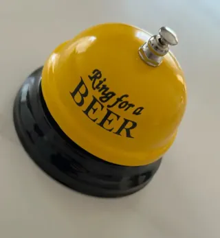 Campanello vintage giallo Ring for a BEER