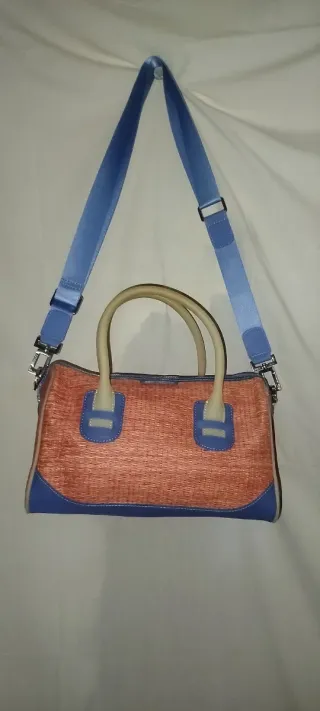 Bolso de mano y hombro naranja y azul