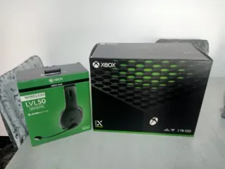 Xbox Series X + Accesorios