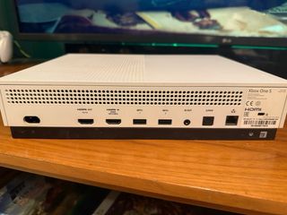 Xbox One S Blanca