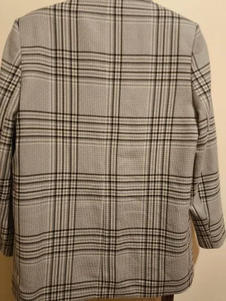 Blazer cuadros oversize gris y negro