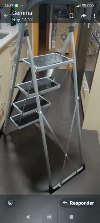 Vendo escalera hierro.