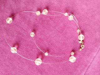 Collar de perlas rosa y plata