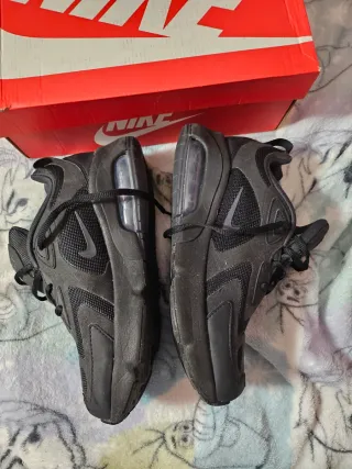 Nike Air Max 200 Negro