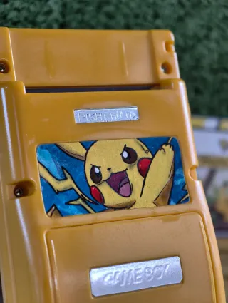 Game Boy Color Pikachu Edition