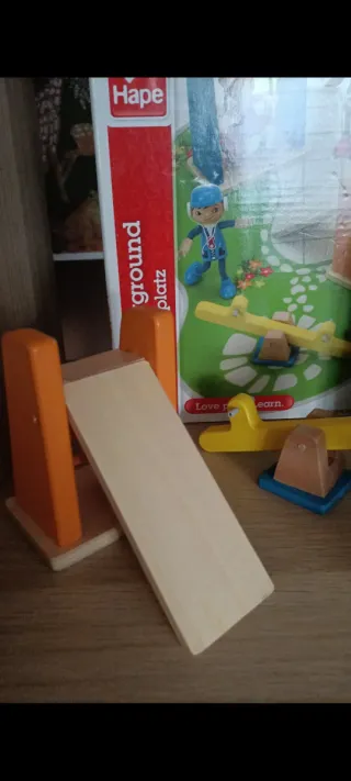 Parque de juegos Hape de madera