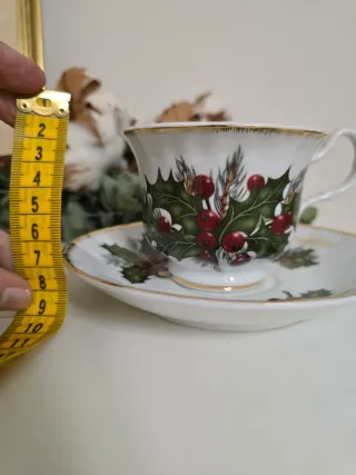 Taza y plato Diciembre con cuchara