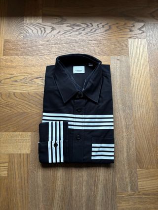 Camicia Burberry Nera con Strisce Bianche