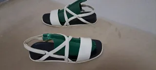 Sandalias Camper Blancas y Negras