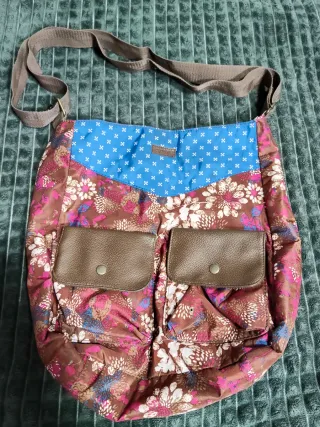Bolso estilo años 2000