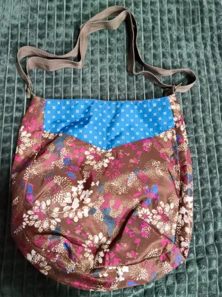 Bolso estilo años 2000