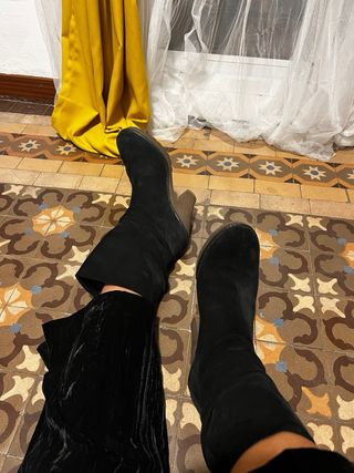 Botines Ante Negro Tacón Ancho talla 39