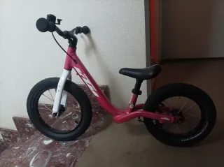 Bicicleta KTM 14 rosa