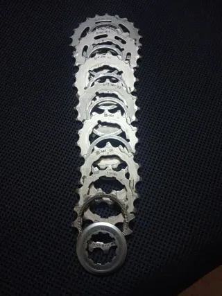 Cassette Shimano DURA ACE Hyperglide S-U-137