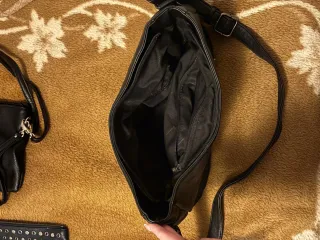 Bolso negro mujer con bordado floral