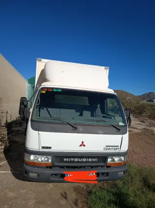 Mitsubishi Canter 2005