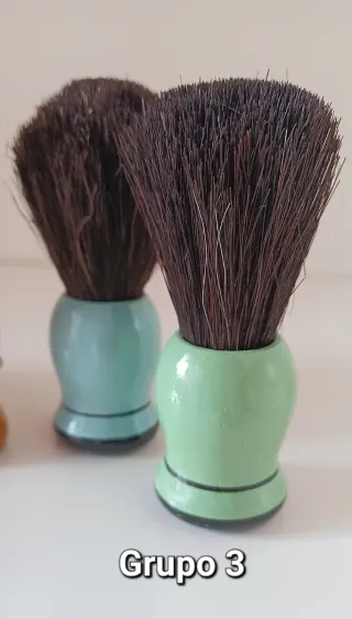 Colección de 9 brochas de afeitar antiguas