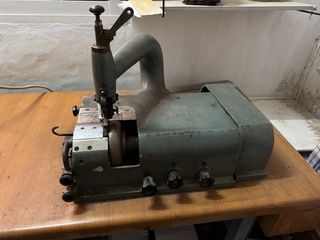 Máquina de rebajar zapatos