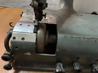 Máquina de rebajar zapatos