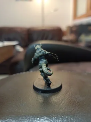 Miniatura Tiefling Asesino