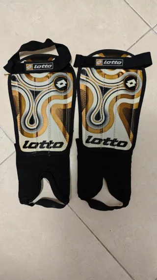 Espinilleras Lotto Fútbol