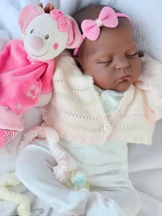 Bebe reborn 50cm morenita