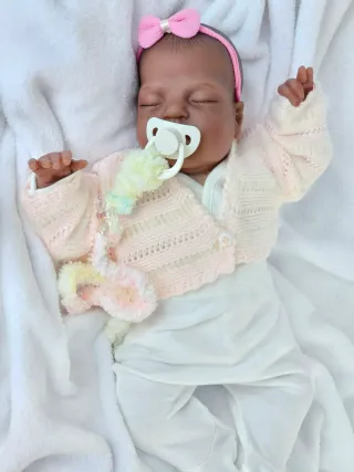 Bebe reborn 50cm morenita