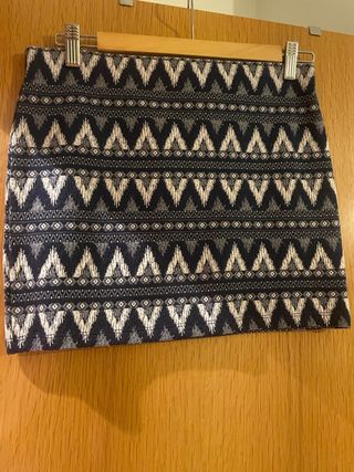 Conjunto Falda y Camisa Blanca EASY WEAR Talla S