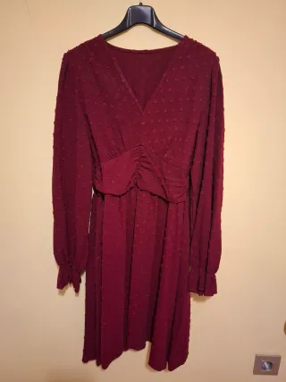 Vestido rojo. Nuevo.