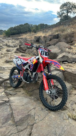 Honda CRF 450 R 2022