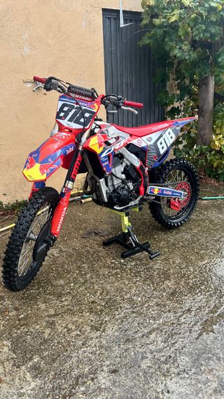 Honda CRF 450 R 2022
