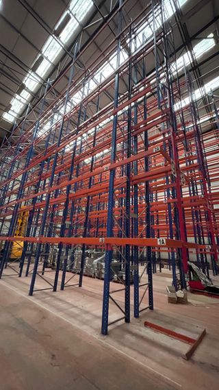 Estanterías industriales metálicas