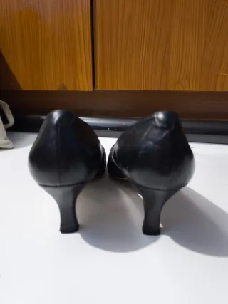 Zapatos negros tacón