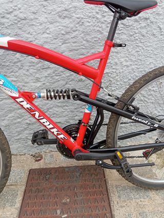 Bicicleta de montaña DENBIKE roja 26