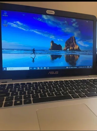 Portátil Asus Intel Core i7