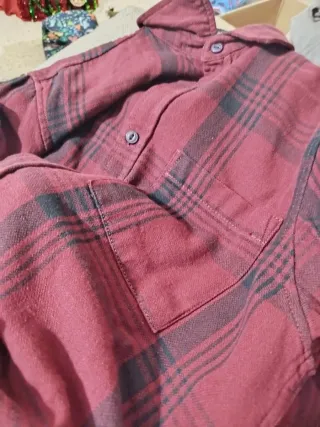 Camisa de cuadros Pull&Bear roja y negra Talla L