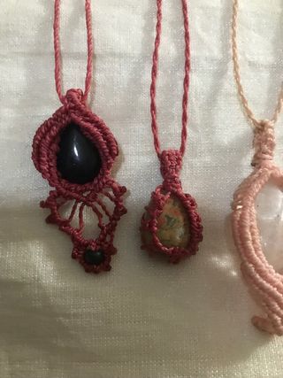 Colgantes macramé con piedras