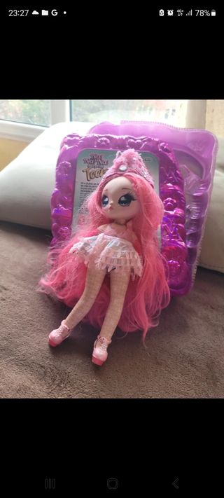 Na Na Na Surprise Muñeca Rosa