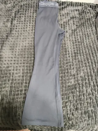 Leggings acampanados Kappa grises