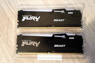 Kingston Fury RGB DDR5 2x8GB RAM