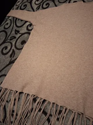 Jersey beige con flecos talla única