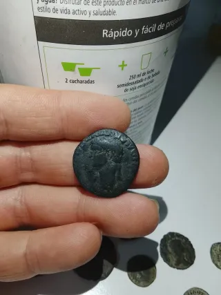 Lotto di 22 antiche monete romane