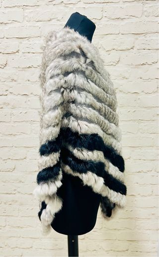 Poncho Estola Pelo sintético