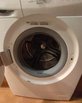 Lavadora-secadora Whirlpool AWZ 614E