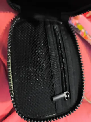 Bolso Desigual sin estrenar lo vendo a mano