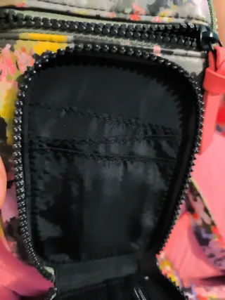 Bolso Desigual sin estrenar lo vendo a mano