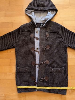 Cardigan con capucha marrón y gris