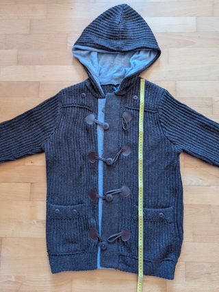 Cardigan con capucha marrón y gris