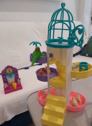 Barbie veterinaria con accesorios