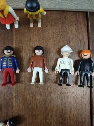 10 Playmobil 1974 (8 cm)